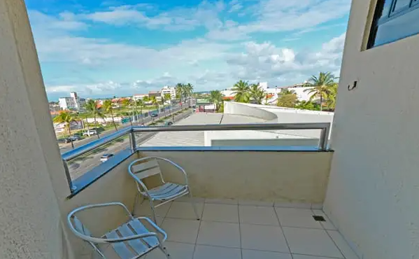 Varanda de apartamento com vista para Atalaia